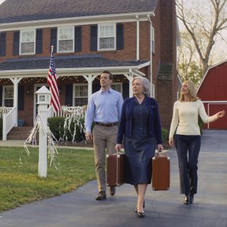 Przyjechałem odwiedzić syna, a on i jego żona pozwolili mi zatrzymać się w małym budynku gospodarczym za domem. Myśleli, że się zgodzę. Ale po godzinie coś, co zrobiłem, ich zaskoczyło i zapytali: „Jak to się stało?”. Ale ja tylko się uśmiechnąłem, bo…